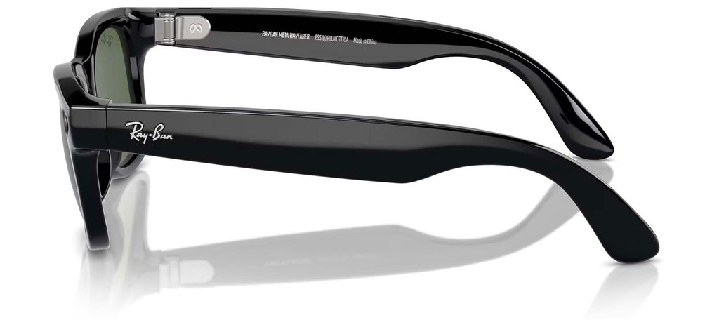 Ray-Ban Meta (Gen 1), Wayfarer, Shiny Black | Smart AI Glasses for Men, Women — 12 MP Ultra-Wide Camera, Open-Ear Speakers for Audio, Video Recording and Bluetooth — Green Lenses — Wearable Technology