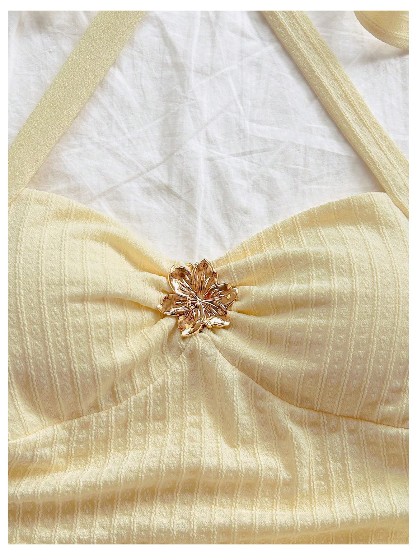 SOLY HUX Women's V Neck Halter Tops Open Back Y2k Ruched Floral Metal Summer Going Out Cami Tops